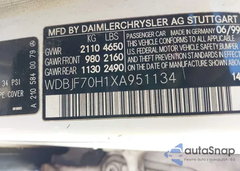 1999 Mercedes-Benz E 430 z USA, uszkodzony, nr VIN WDBJF70H1XA951134